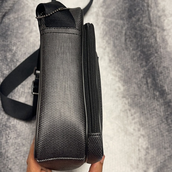 Coach messenger bag - Picture 3 of 16